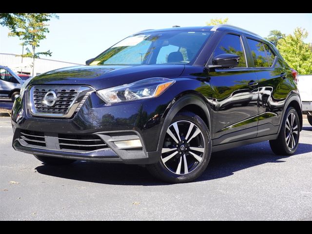 2020 Nissan Kicks SR