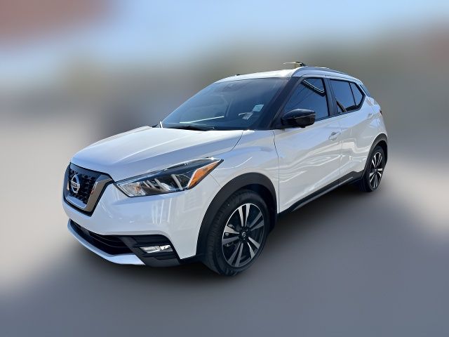 2020 Nissan Kicks SR