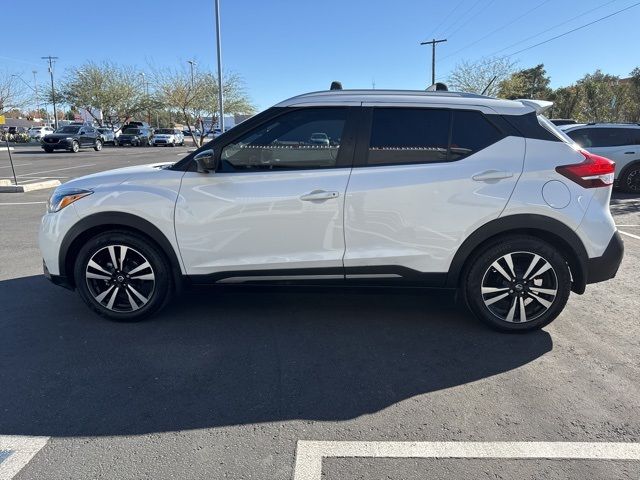 2020 Nissan Kicks SR