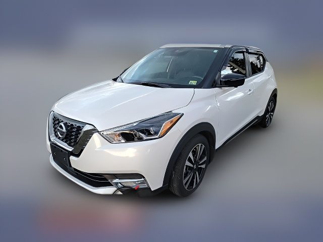 2020 Nissan Kicks SR