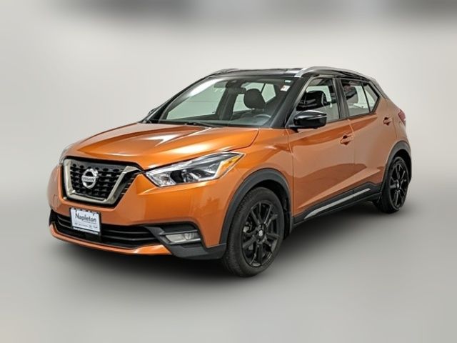 2020 Nissan Kicks SR