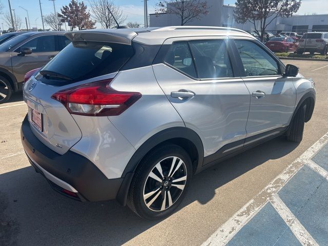 2020 Nissan Kicks SR