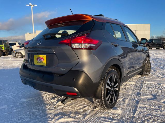 2020 Nissan Kicks SR