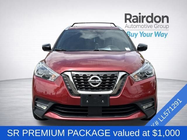 2020 Nissan Kicks SR