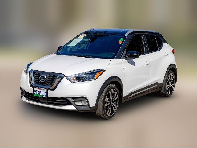 2020 Nissan Kicks SR
