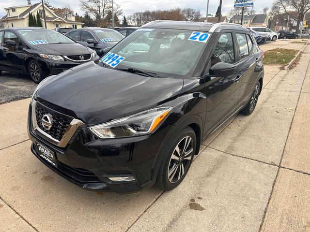 2020 Nissan Kicks SR
