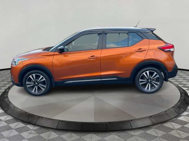 2020 Nissan Kicks SR