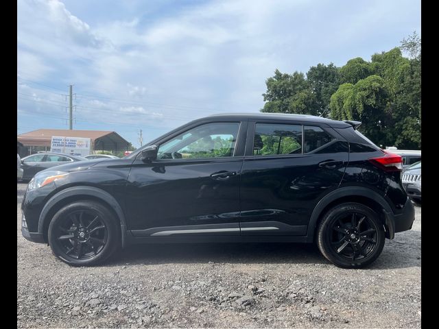 2020 Nissan Kicks SR