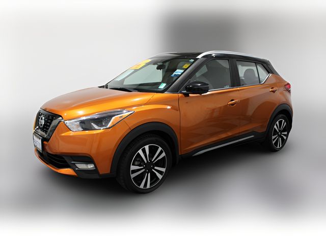 2020 Nissan Kicks SR