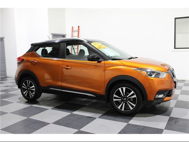 2020 Nissan Kicks SR