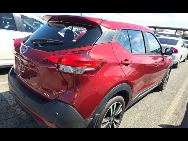 2020 Nissan Kicks SR