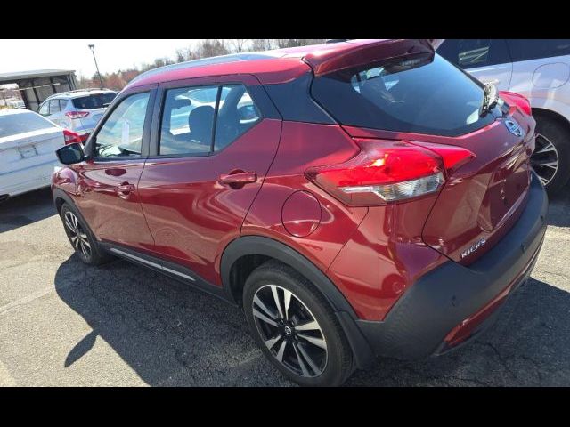 2020 Nissan Kicks SR