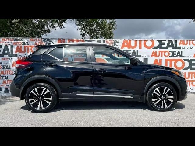 2020 Nissan Kicks SR