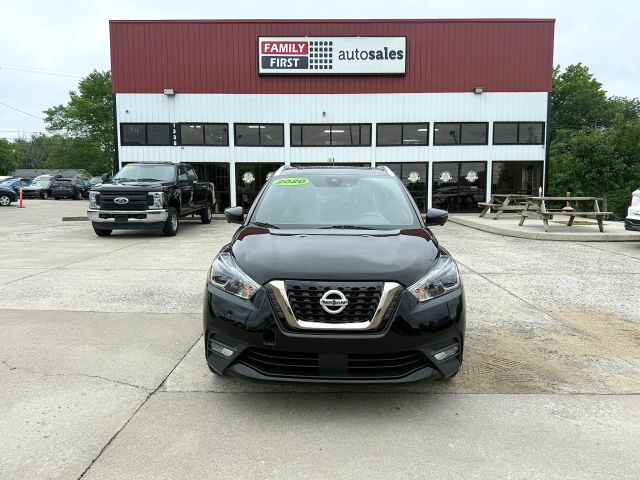 2020 Nissan Kicks SR