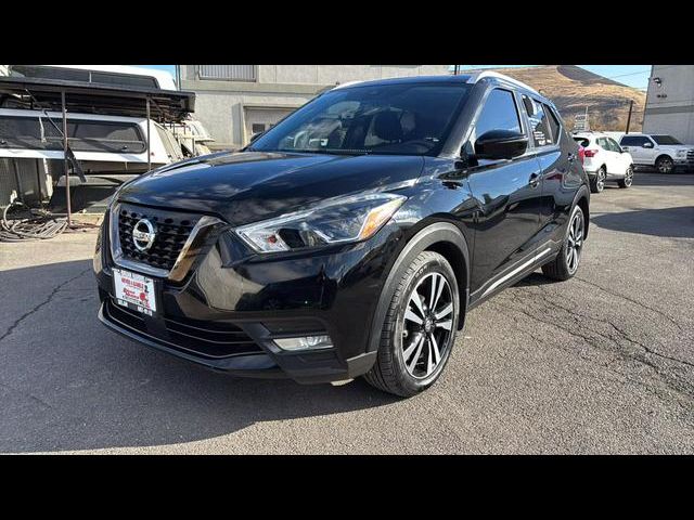 2020 Nissan Kicks SR