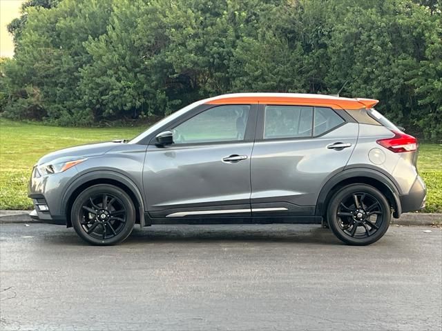 2020 Nissan Kicks SR