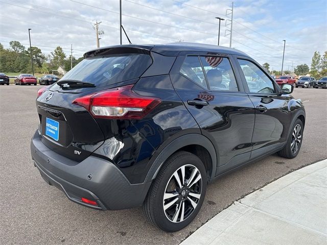 2020 Nissan Kicks SV