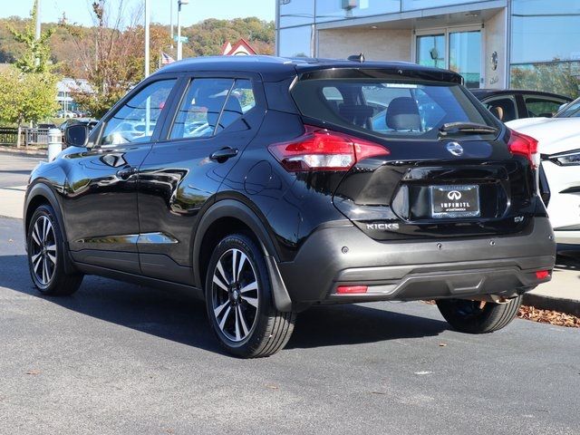 2020 Nissan Kicks SV