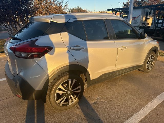 2020 Nissan Kicks SV