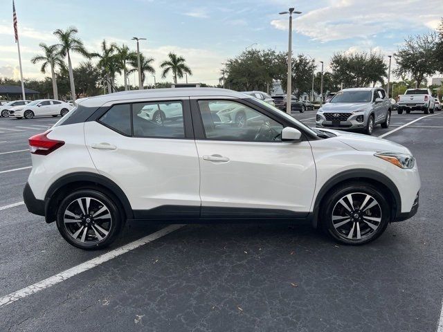 2020 Nissan Kicks SV