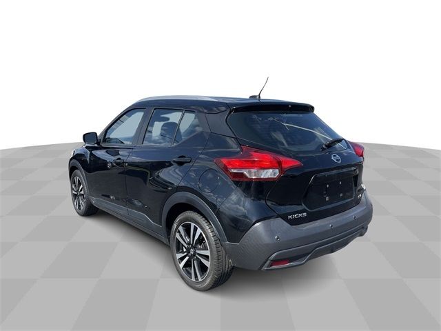 2020 Nissan Kicks SV