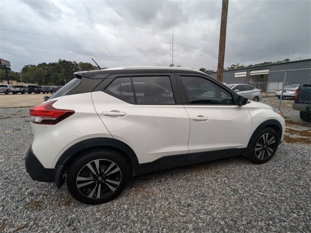 2020 Nissan Kicks SV