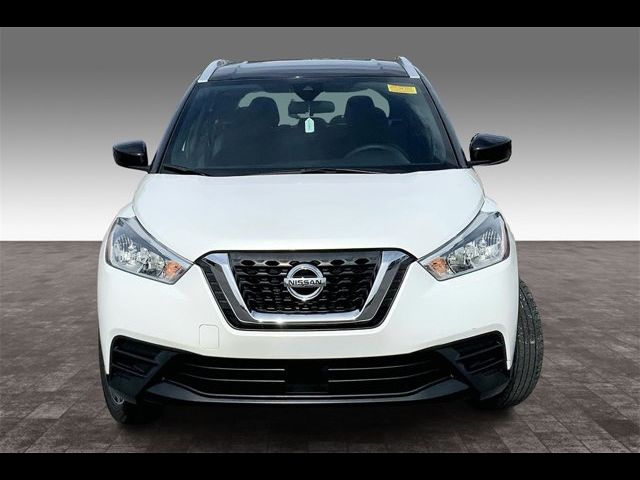 2020 Nissan Kicks SV