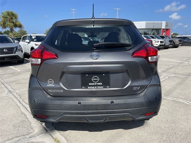 2020 Nissan Kicks SV