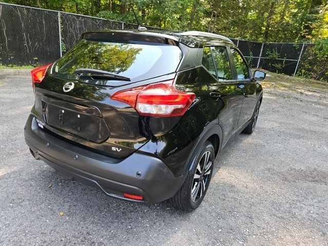 2020 Nissan Kicks SV