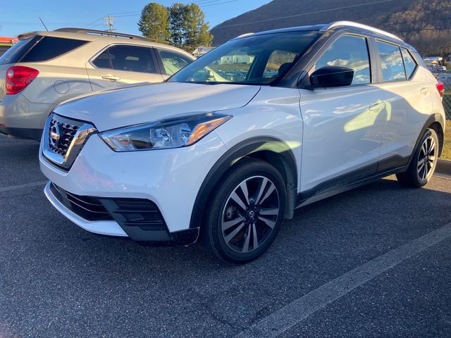 2020 Nissan Kicks SV