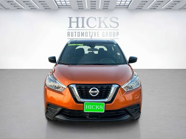 2020 Nissan Kicks SV