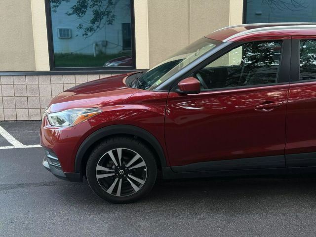 2020 Nissan Kicks SV