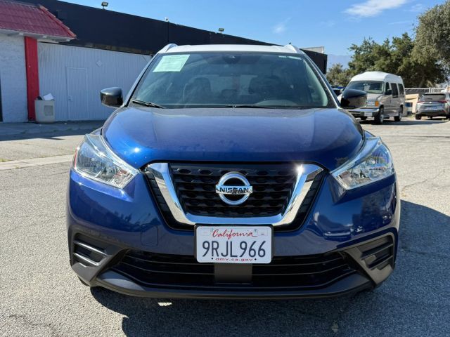 2020 Nissan Kicks SV