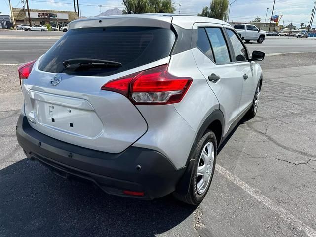 2020 Nissan Kicks S