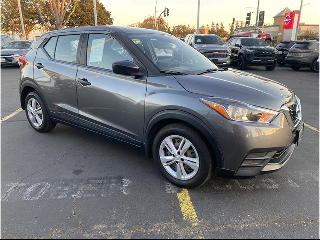 2020 Nissan Kicks S