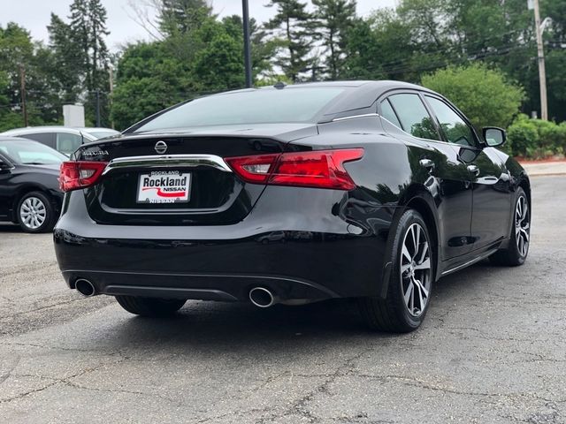 2020 Nissan Maxima S