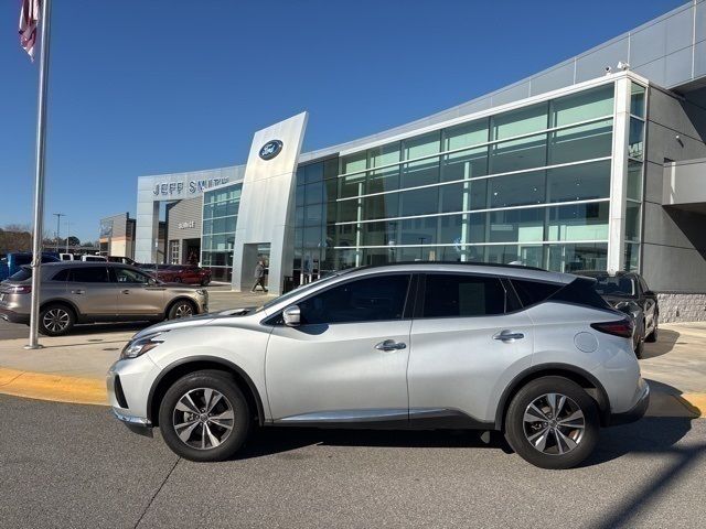 2020 Nissan Murano SV