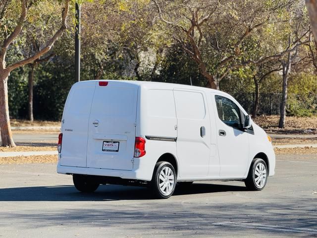 2020 Nissan NV200 SV