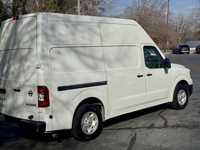 2020 Nissan NV SV