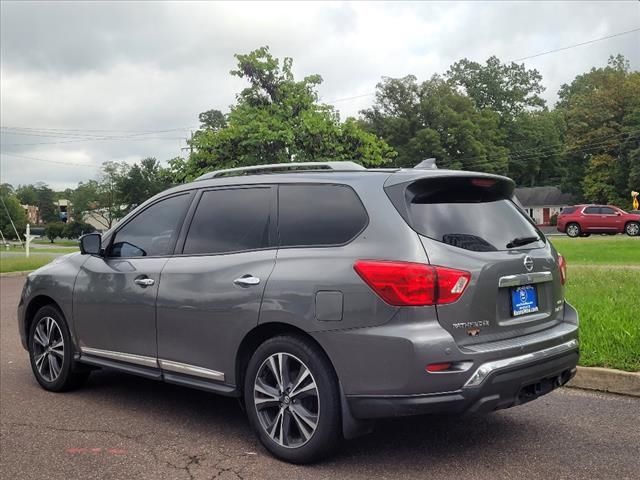 2020 Nissan Pathfinder Platinum