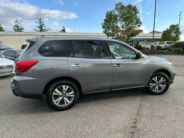 2020 Nissan Pathfinder S