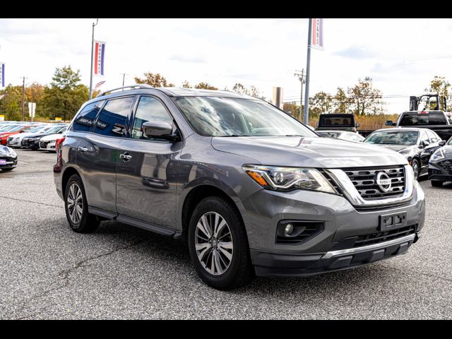 2020 Nissan Pathfinder SL