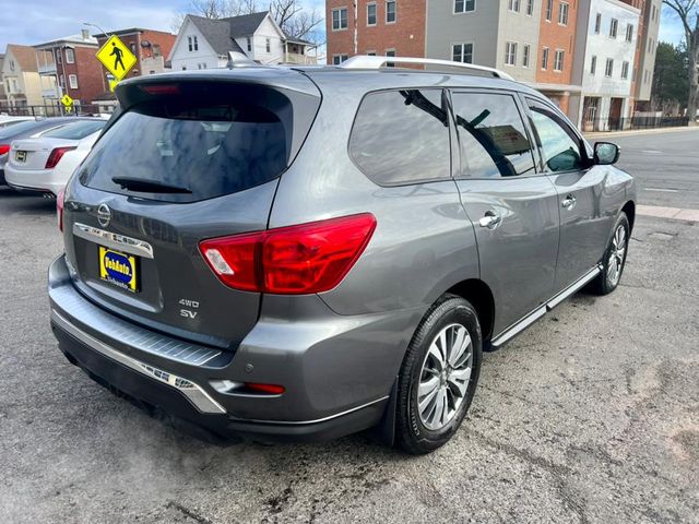 2020 Nissan Pathfinder SV