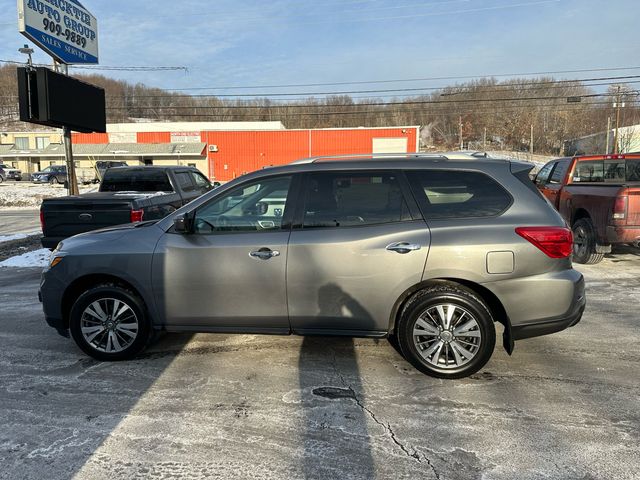 2020 Nissan Pathfinder SV