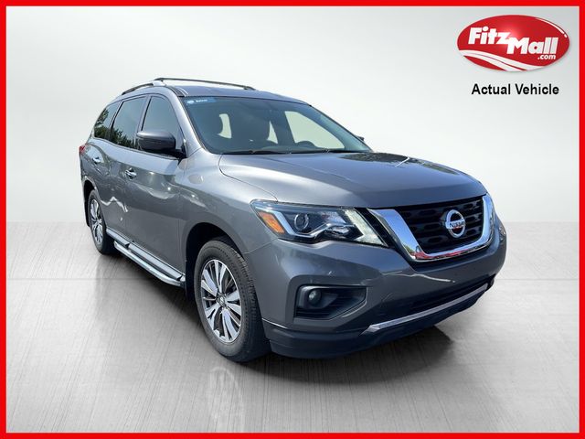 2020 Nissan Pathfinder SV