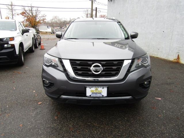 2020 Nissan Pathfinder SV