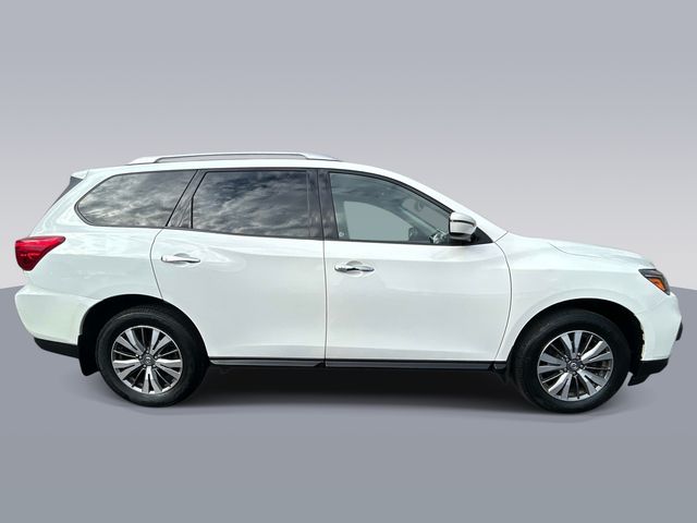 2020 Nissan Pathfinder S