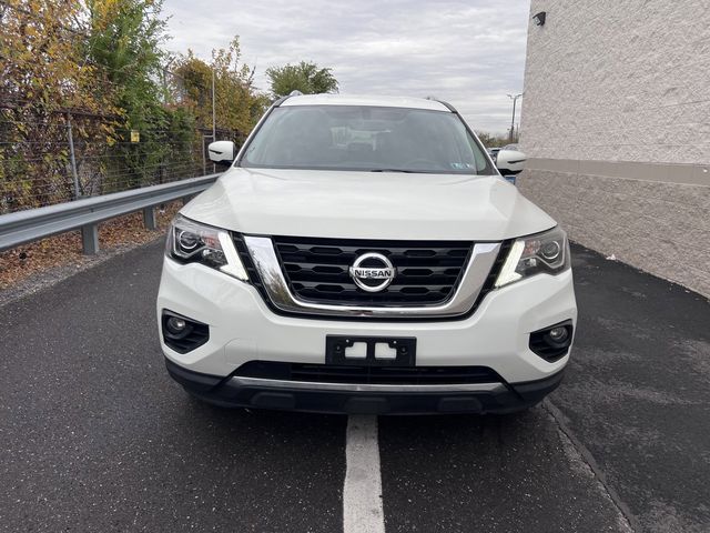 2020 Nissan Pathfinder SV