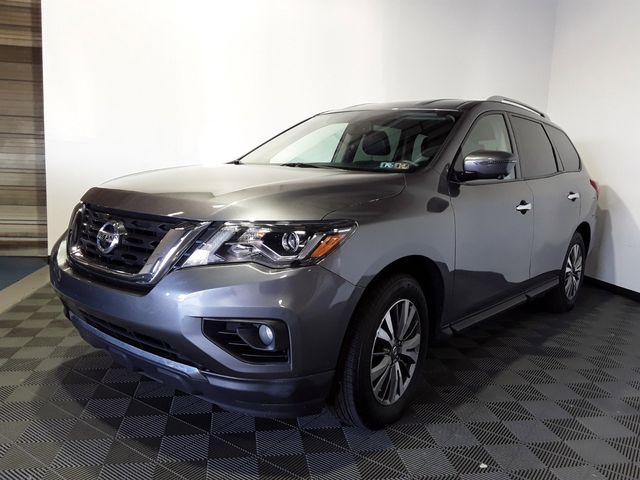 2020 Nissan Pathfinder SL