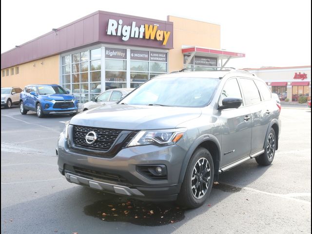 2020 Nissan Pathfinder SL